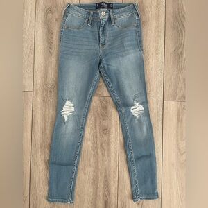 Hollister Advance Stretch Women’s Distressed Mid-Rise Jean Legging - Light Blue